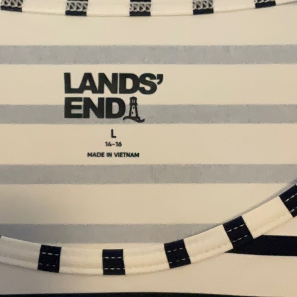 Lands’ End Nautical Horizontal Stripes Crew Neck Rash Guard UPE Swim Tee Size L - Picture 3 of 10